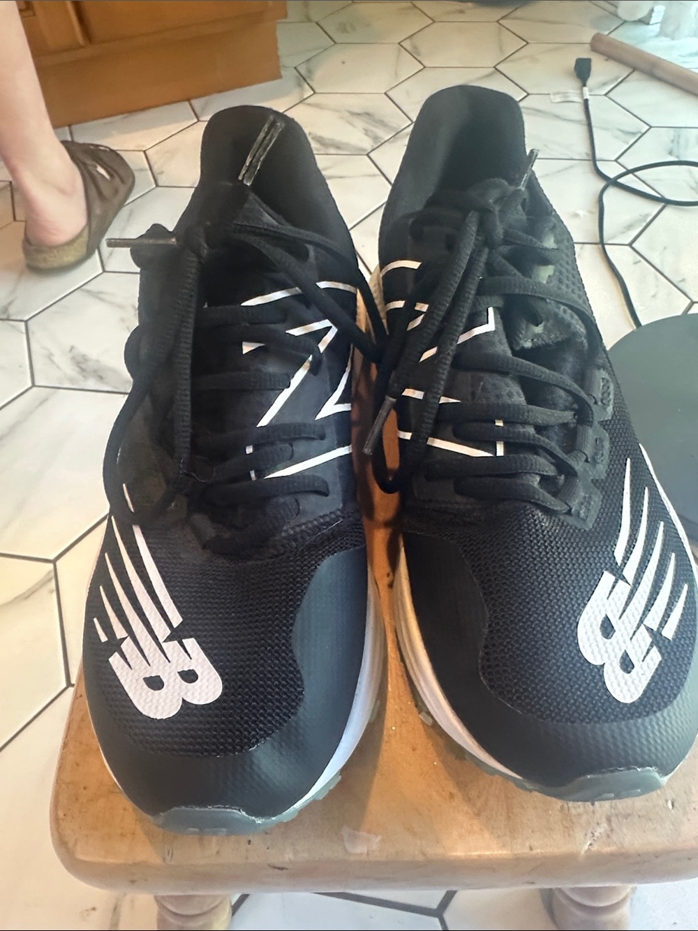 New Balance Men’s Black and White Athletic Running Shoes